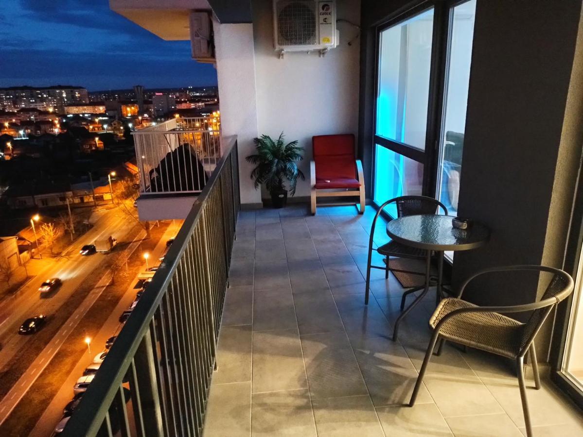 Summer Haven - Self Check-in & Parking Lot, Primashops&lotus * Oradea